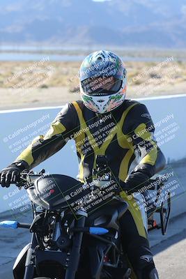 media/Dec-01-2025-Moto Forza (Mon) [[2daa91e15f]]/4-Around the Pits/